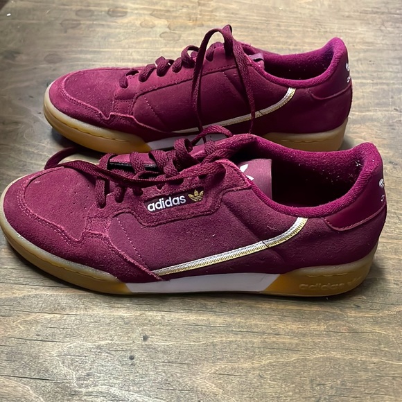 Adidas Maroon Sneakers - Picture 4 of 10